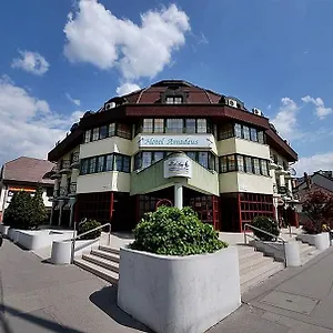 *** Hotell Amadeus Ungern
