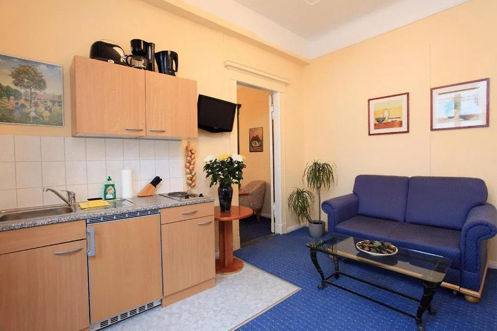 Ark Am Hauptbahnhof Bed & Breakfast Berlin